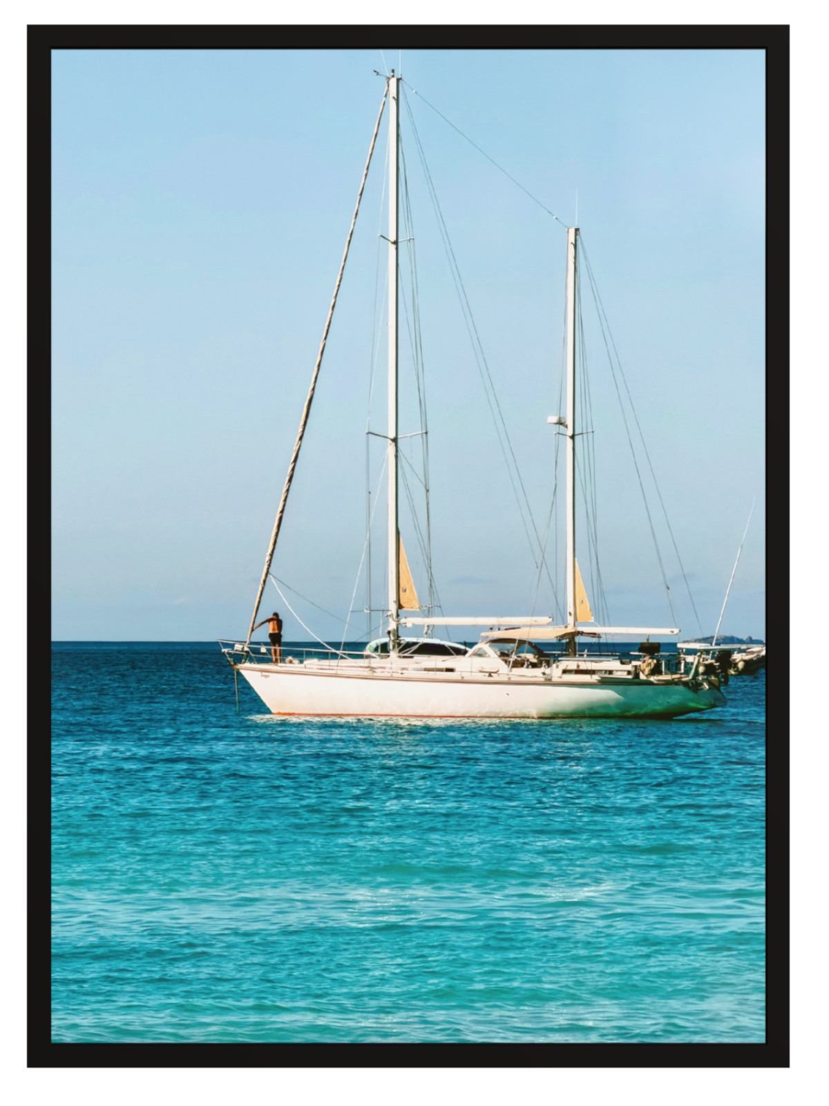 Sailing Whitsundays black frame